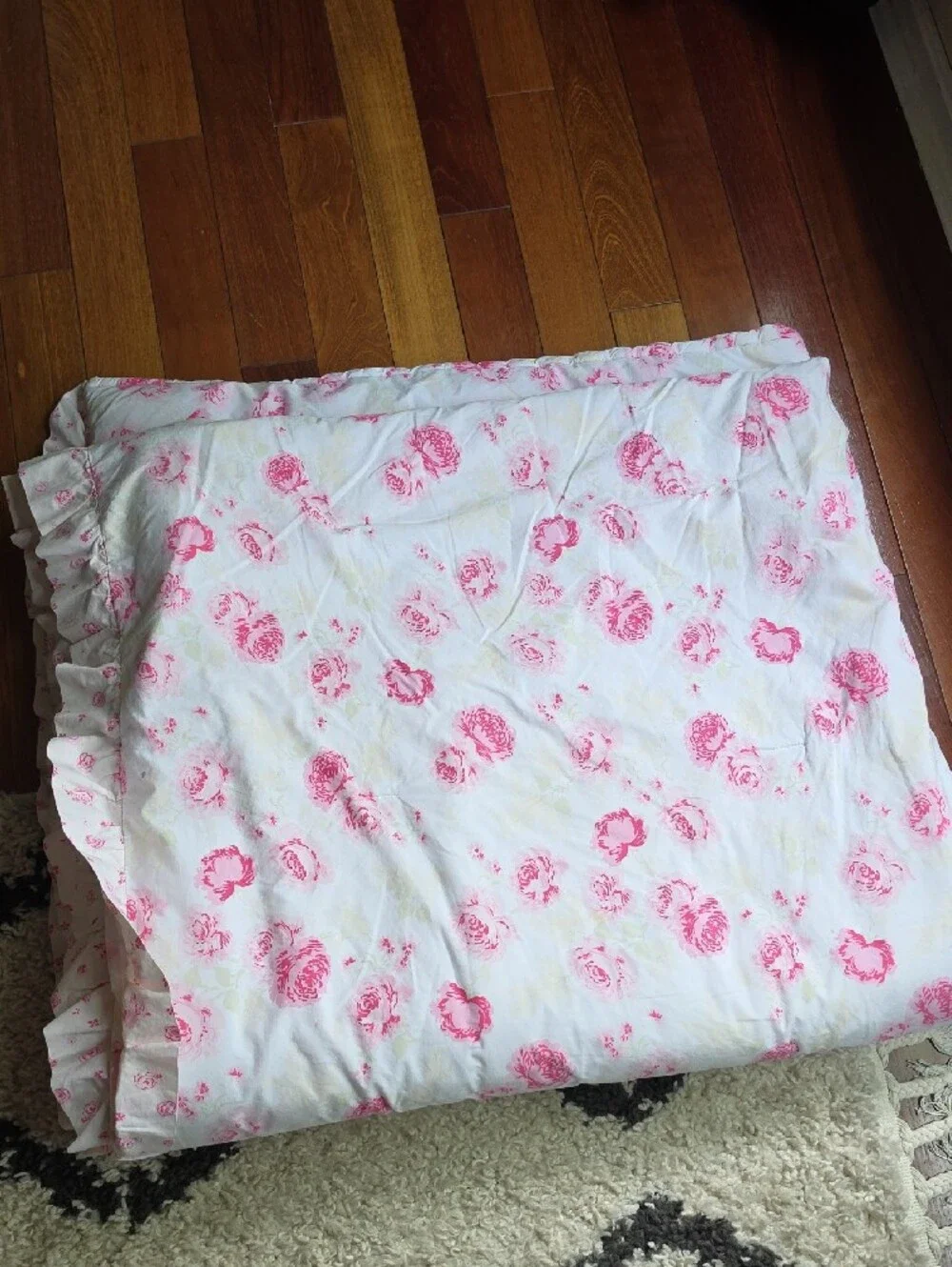 > RACHEL ASHWELL SHABBY CHIC PEONY ROSES RUFFLED COMFORTER SET